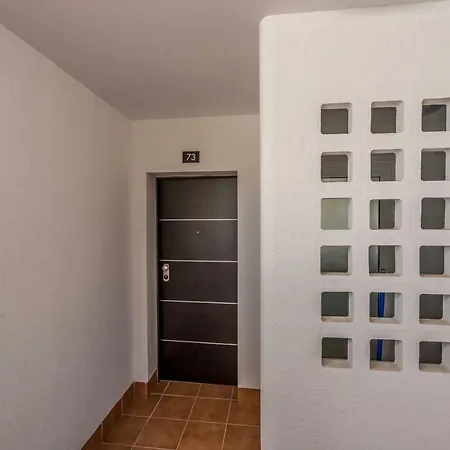 Apartment Pina